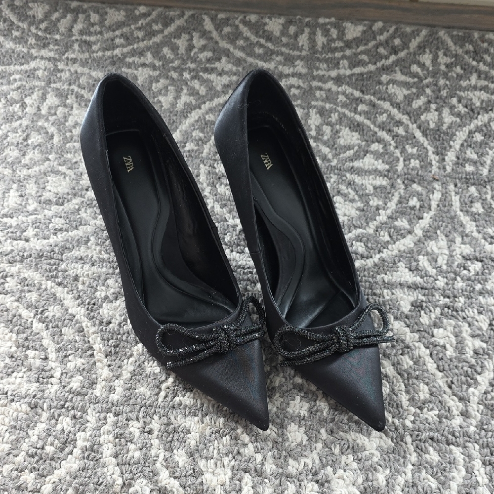 Zara Elegant Black Heels with Glitter Bow
